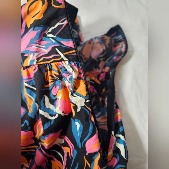 French Connection Floral Dress - Picture 5 of 14